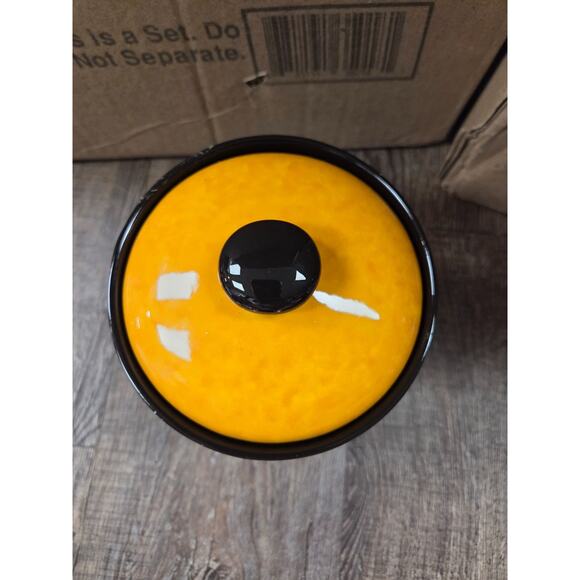 Jennifer Garant Small Canister Lid with Seal Yellow Italian Chef Ceramic - Picture 2 of 7